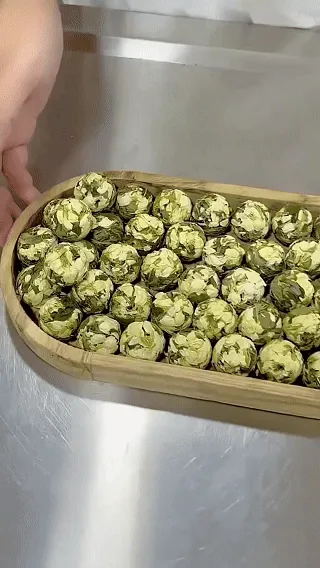 【茉莉龍珠綠茶】純正台灣茶，無色素香精✖️七次窨花手工揉捻🌼茉莉濃香＋綠茶鮮爽🌱熱水一沖，花香四溢，甘醇無比！球形緊壓釋放天然茉莉與嫩茶香，甘醇鮮爽，喝得健康！💎安心首選！ - 15