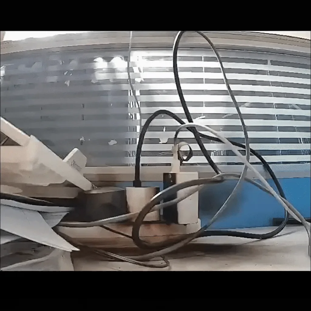 【2026最新升級版】AI智慧充電頭滿電自動彈出分離,100%斷電不過充不傷電池🛡️台灣專利技術認證,延長手機電池壽命🔋睡覺充電超安心!手機族必備守護神器💡 - 4